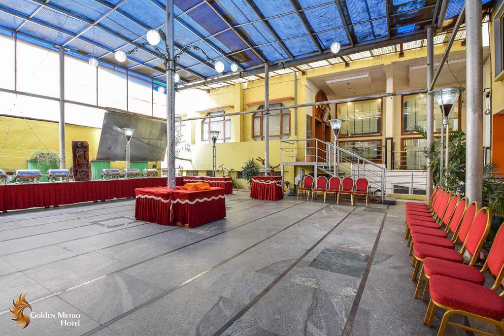 Golden Metro Hotel Бенґалуру Екстер'єр фото